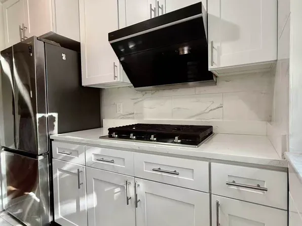 69-31 150th Street image 4 of 10