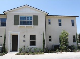 202 Rose Arch, Irvine, CA 92620