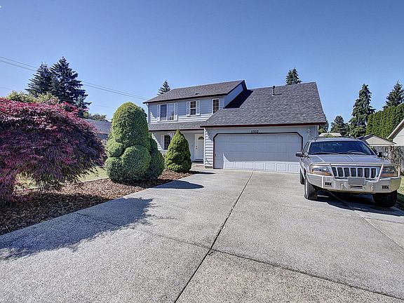 3rd image of 5302 NE 59th Cir