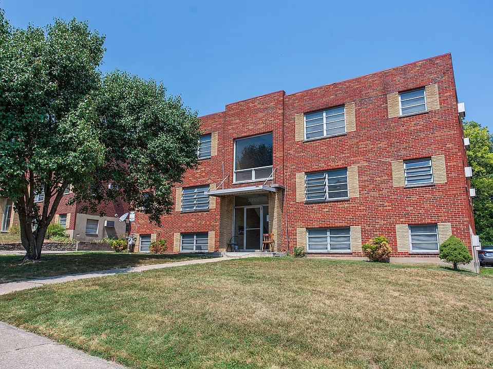 3302 Camvic Terrace Apartments