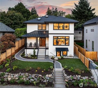 3642 33rd Avenue W, Seattle, WA, 98199