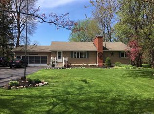 3710 Bowen Rd, Lancaster, NY 14086