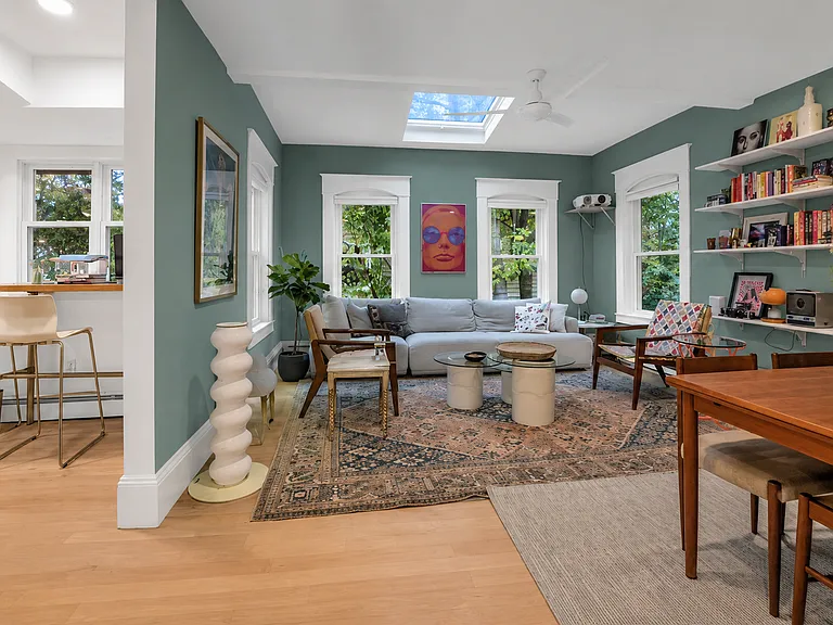 8 Myrtle St #2 — Photo 1