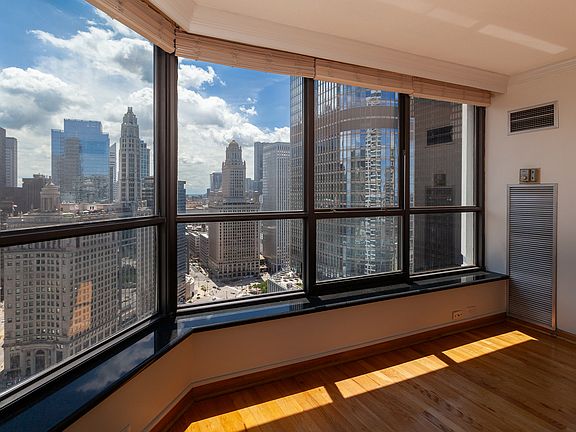 5th image of 405 N Wabash Ave Unit 3109