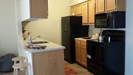 5th image of 1313 Wisteria Dr