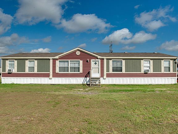 2nd image of 5825 Black Springs Ln
