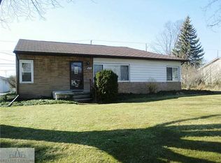 521 Iris Ave, Lansing, MI