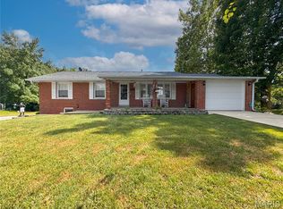 5262 State Route 156, Waterloo, IL 62298