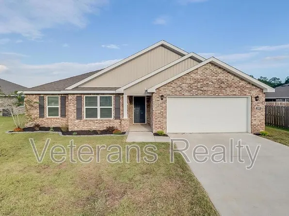 1093 Enclave Cir, Long Beach, MS 39560