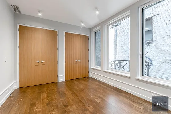 Rented by Bond New York | media 15