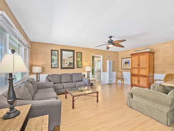 3rd image of 1727 W Balboa Blvd APT 1
