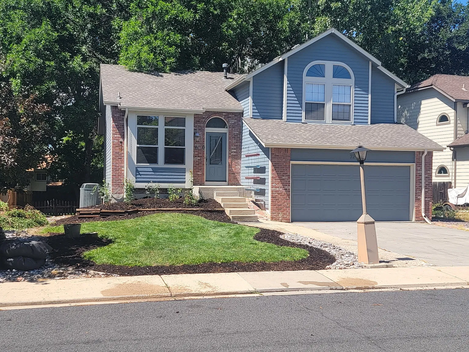 Buchanan Lane, Longmont — Photo 1