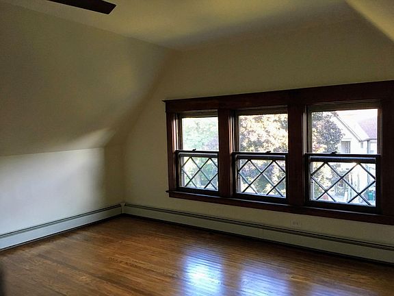 4th image of 297 Lexington Ave #3