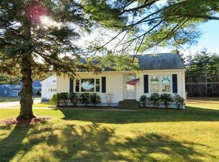 252 Log Plain Rd, Greenfield, MA 01301