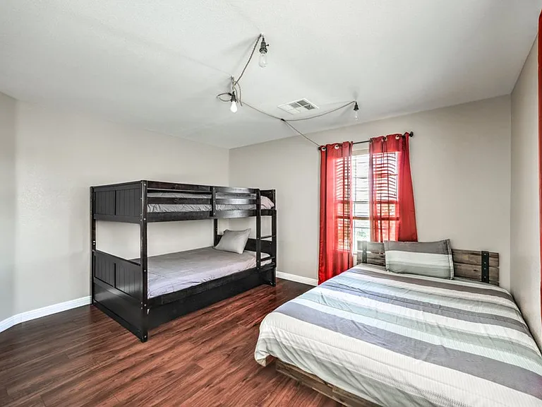 5663 Artesia Lake Ct — Photo 16