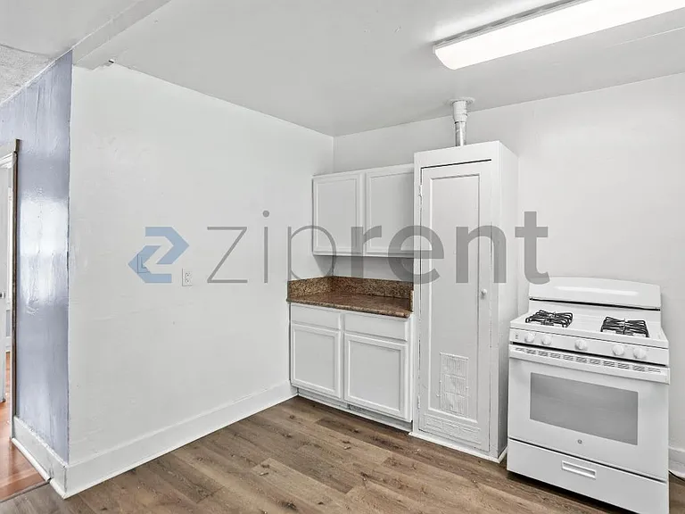 5917 Avenal Ave — Photo 12