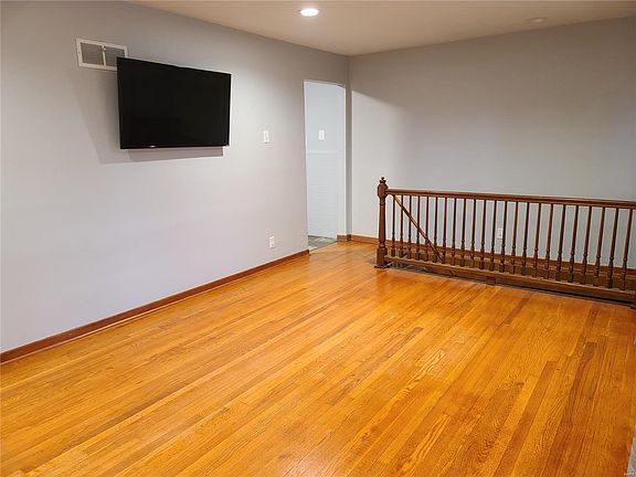 4th image of 10926 Oasis Dr