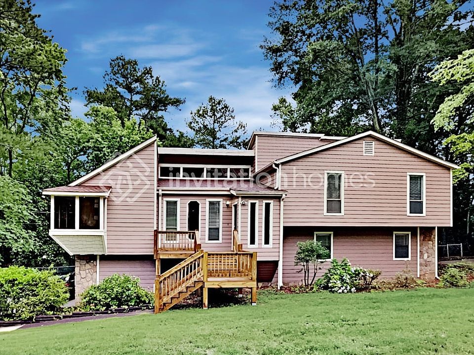 1st image of 3976 Fairington Dr