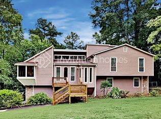 3976 Fairington Dr, Marietta, GA 30066