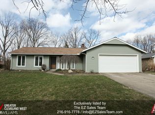 5666 Creekside Ln, North Ridgeville, OH 44039