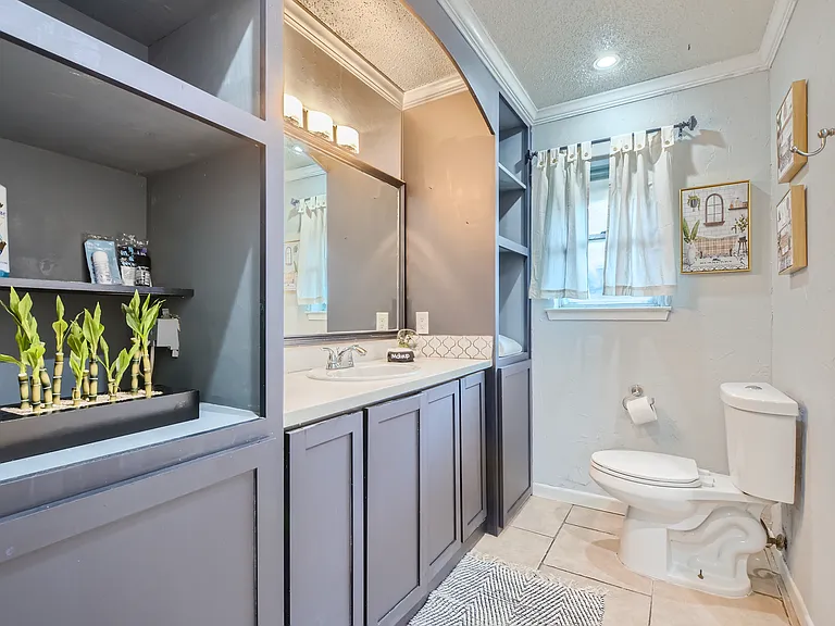 1308 Ashbury Dr — Photo 13
