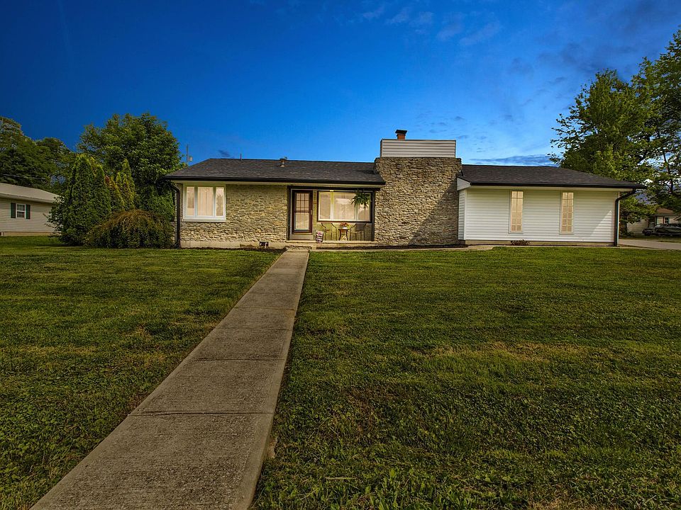 1st image of 140 Sunny Ln