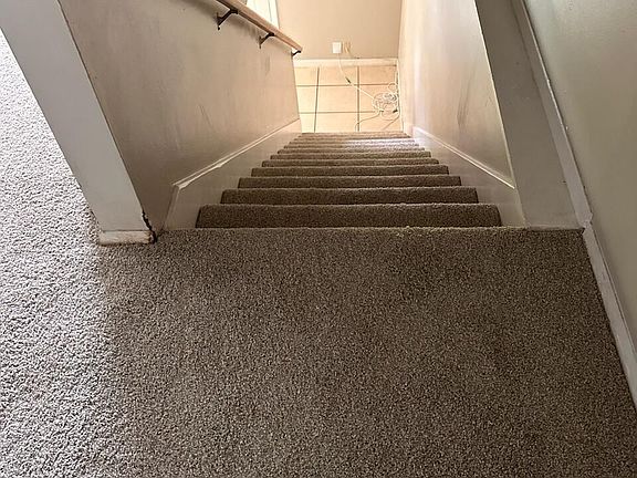 5th image of 2634 GIFFORD Avenue #B