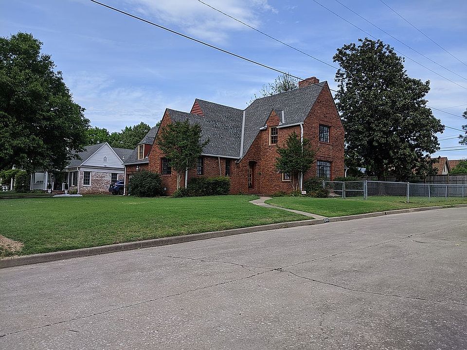 2nd image of 1747 S Florence Ave