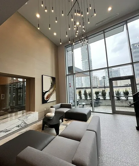 567 Emerson St #1805 — Photo 3