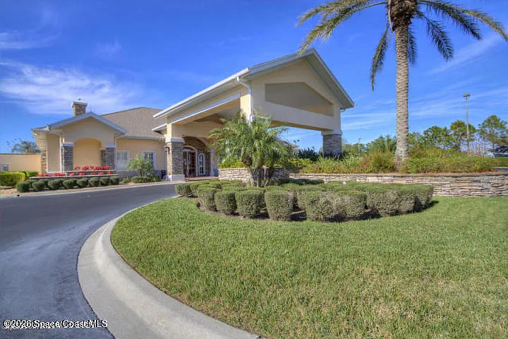 1610 Lago Mar Dr — Photo 22