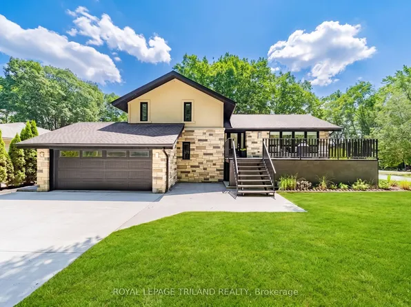 9653 Joanne Ave, Lambton Shores, ON N0M 1T0
