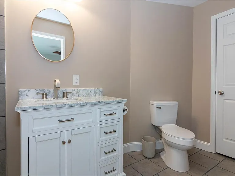 1341 Meadow Dr — Photo 13