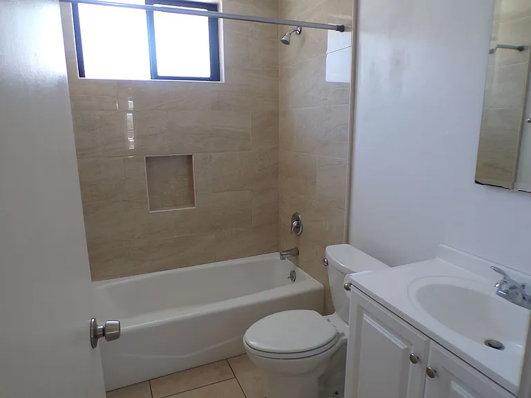 3930 Neptune Ave — Photo 11