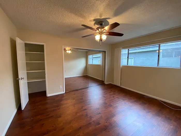 949 N Alfred St #8 — Photo 6