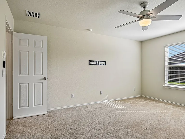 9121 Lookout Point — Photo 36