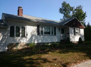 625 Weld St, West Roxbury, MA 02132