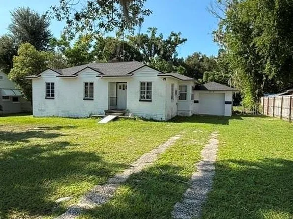2312 BUTLER STREET, LEESBURG, FL 34748