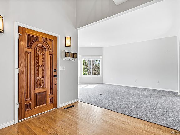 3rd image of 8587 Thunderbird Road