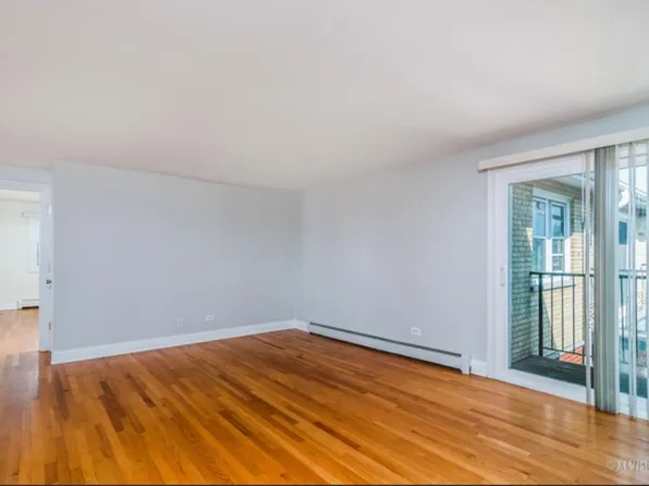 5919 W 63rd St APT 3C, Chicago, IL 60638
