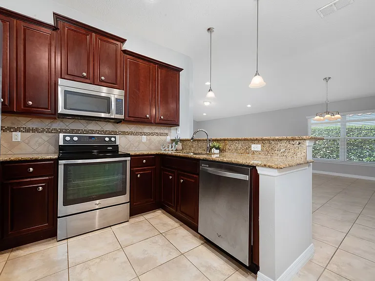 12208 Pescara Ln — Photo 12