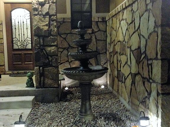 3rd image of 212 Great Oaks Blvd