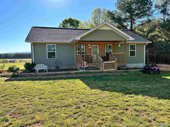 980 County Road 91, Gaylesville, AL 35973
