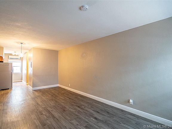3rd image of 1348 Drexel Ave APT 6