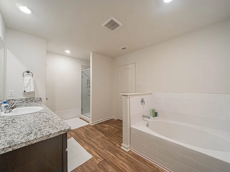 7216 Jebson Pass — Photo 10