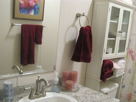 Second bathroom 