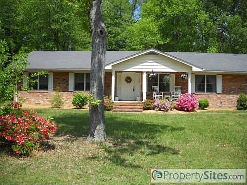 2nd image of 3960 Camellia Dr