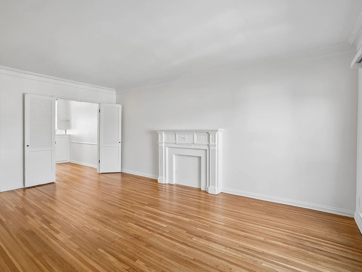 1 bed, 900 sqft, $2,295 — Photo 4
