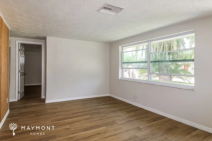 2 bed, 1.0 bath, 1108 sqft, $1,875 — Photo 3