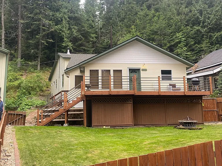 11733 N Honeymoon Bay Rd — Photo 1
