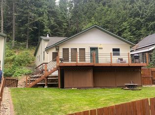11733 N Honeymoon Bay Rd, Newman Lake, WA 99025